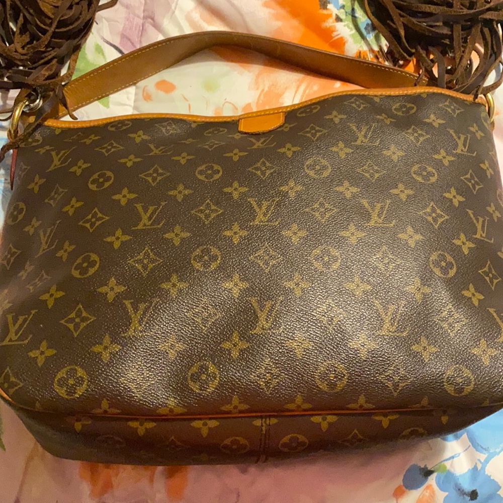 Delightful mm Louis Vuitton